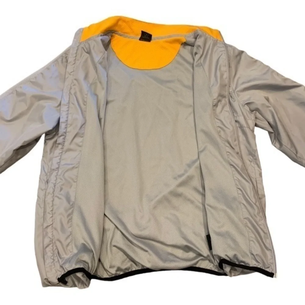 Starter Athletic Windbreaker Jacket Men’s Size M Gray‎ Orange Full Zip